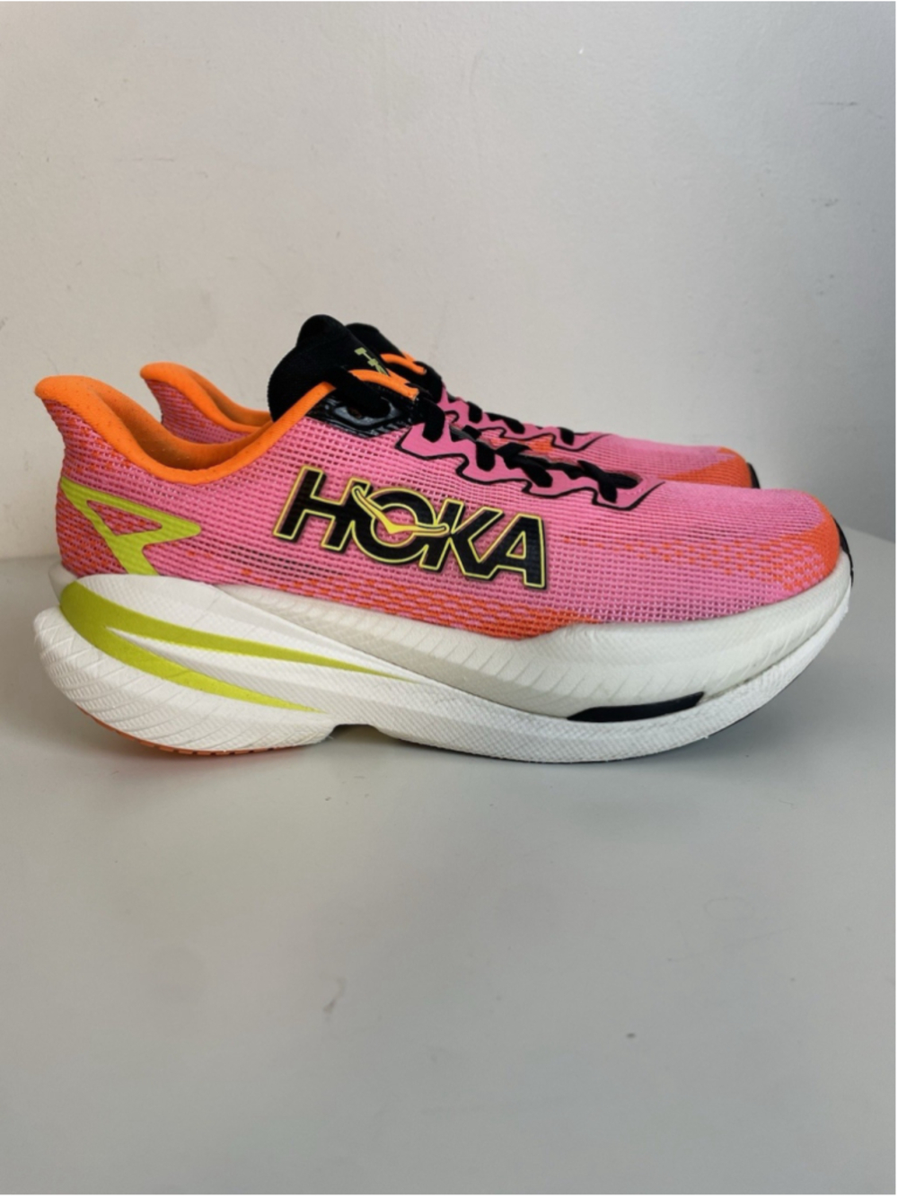 Hoka Mach X 3 Womens Size 8B Running Shoes Sneakers Neon Rose Tangerine